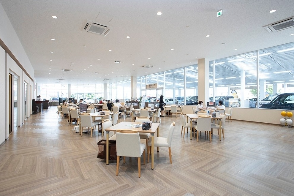 小田原店(旧:神奈川トヨタ小田原店) (9)